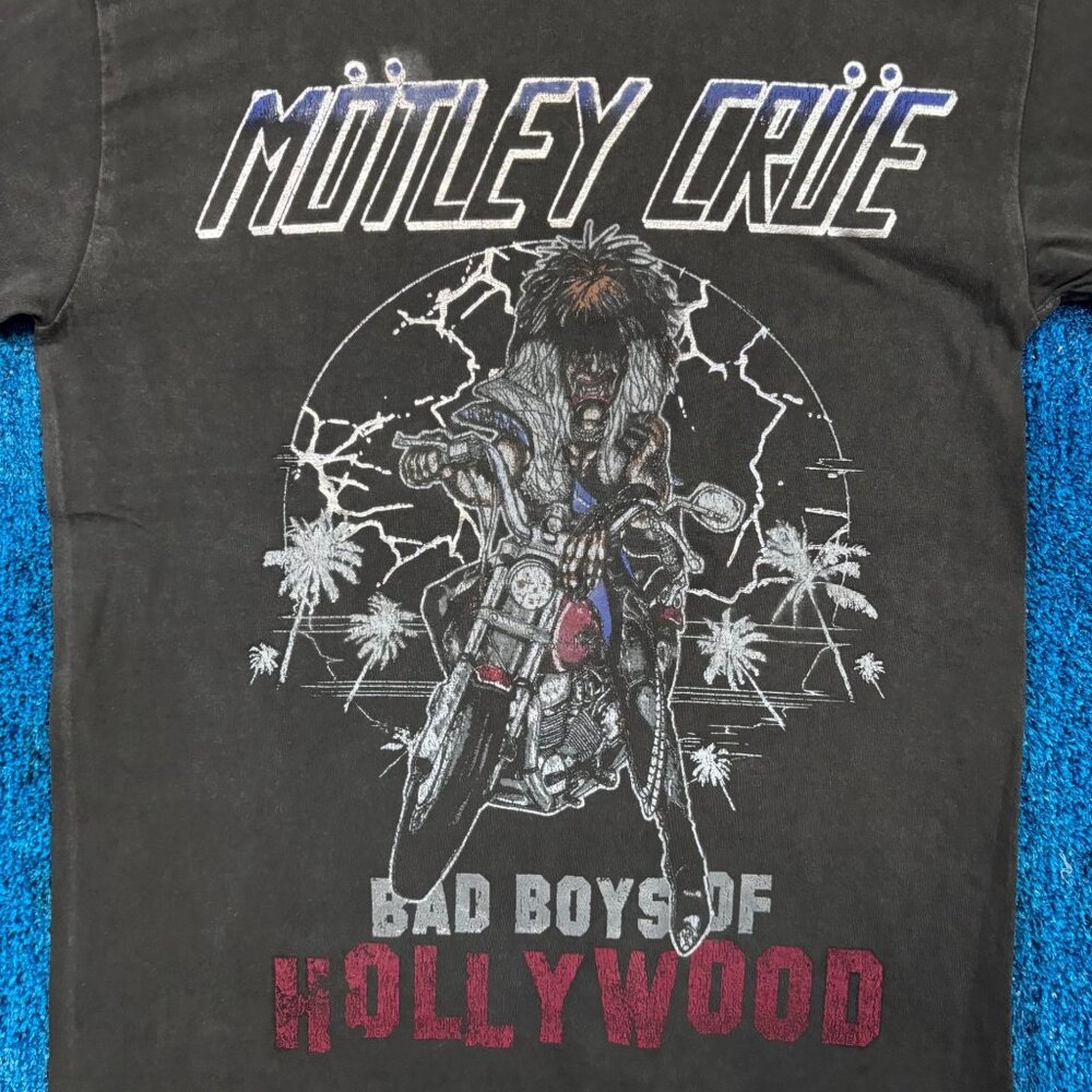Motley Crue Bad Boys of Hollywood Graphic T-Shirt Size S/M - Picture 2 of 5